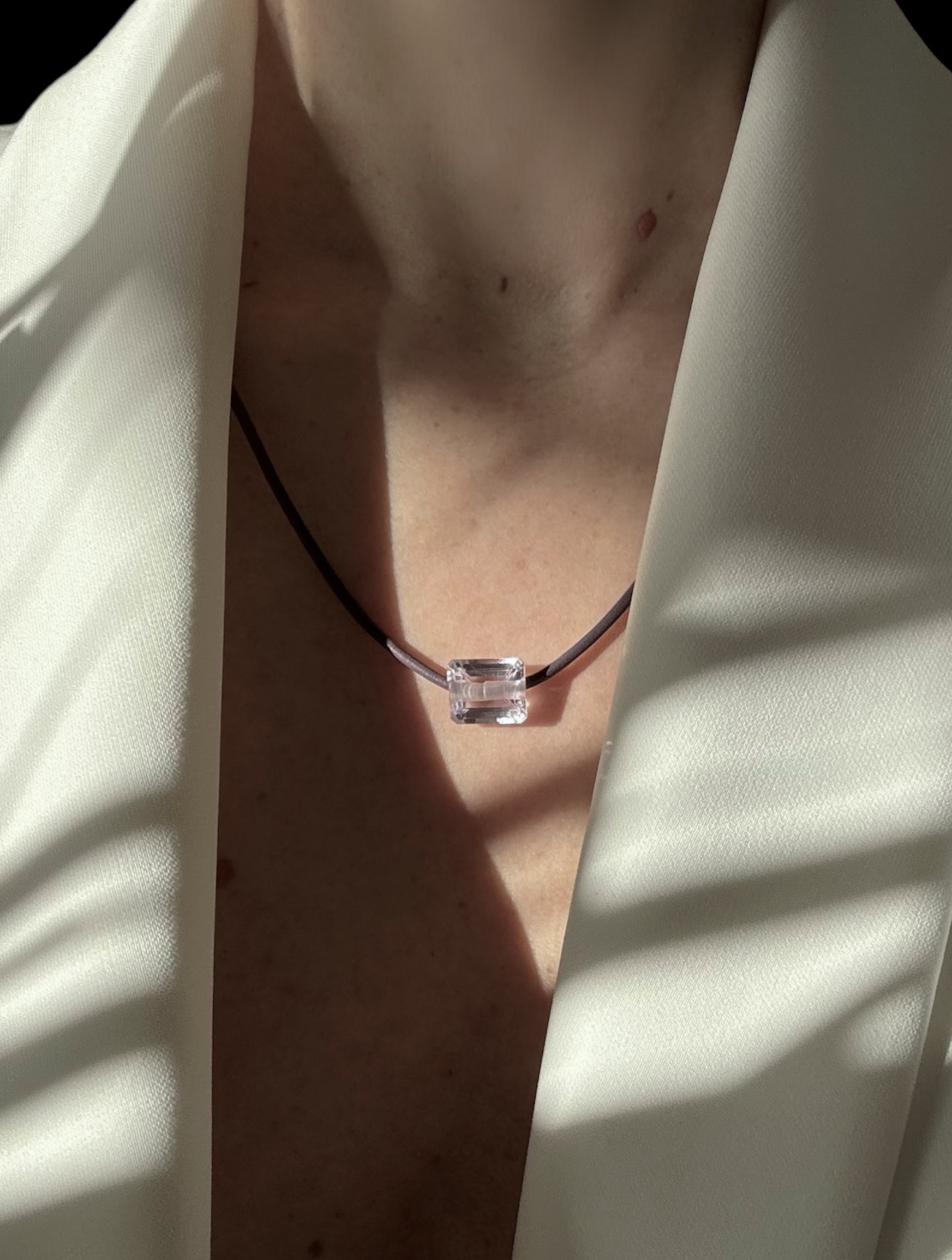 BALANCE II NECKLACE - LEATHER EDITION - Image 3