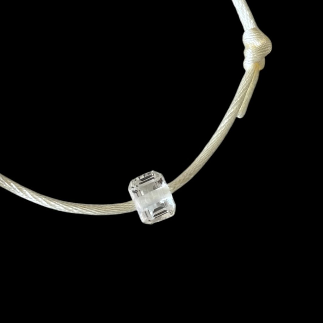SERENITIES CREAM BRACELET